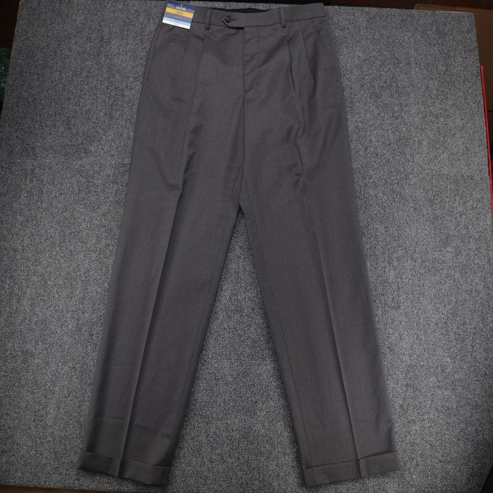Stafford Travel Stretch Men 32x34 Grey Wool Blend Pleated Dress Pants Cuffed NEW